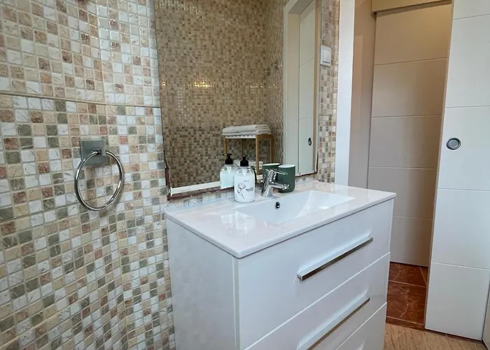 Cabanal Port Marina Apartment Valencia